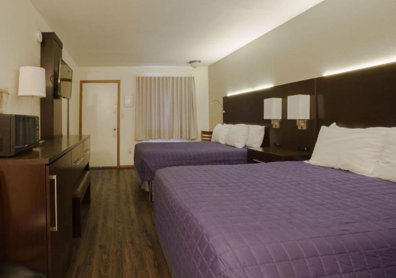 Shady Acre Inn And Suites Branson West Esterno foto