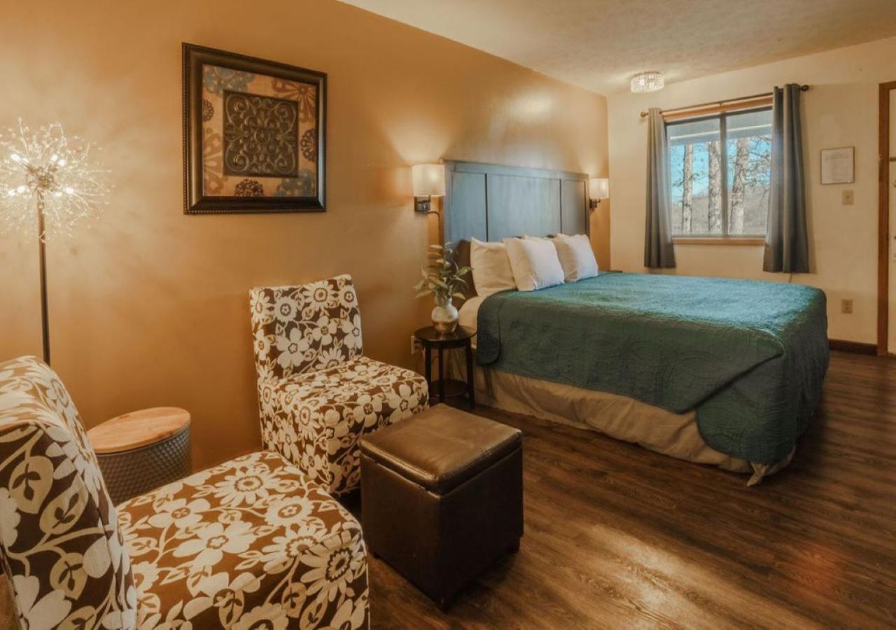 Shady Acre Inn And Suites Branson West Esterno foto