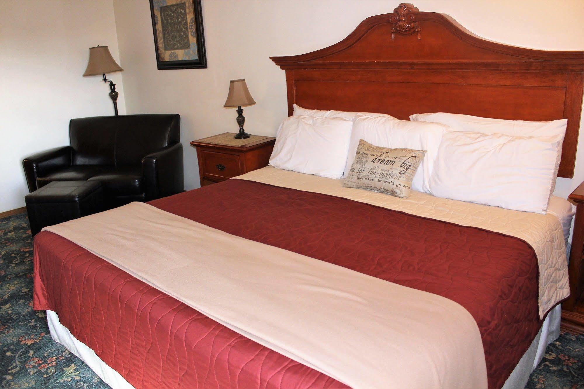 Shady Acre Inn And Suites Branson West Esterno foto